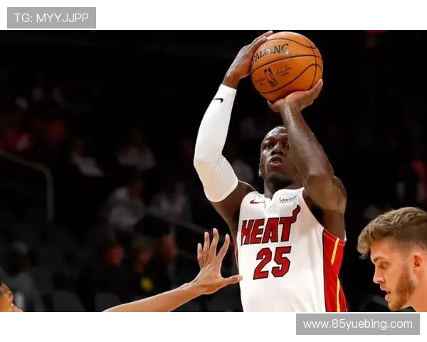 热火上半场三分球表现惊艳丰泰基奥热巴联手助力命中率高达80